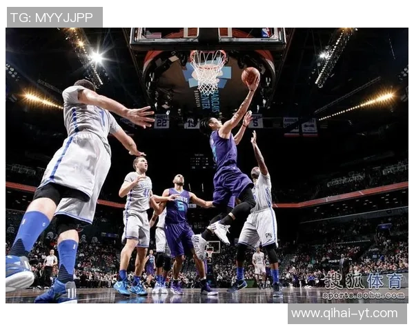 火箭与黄蜂激战1214场精彩对决球迷期待的胜负悬念再度上演